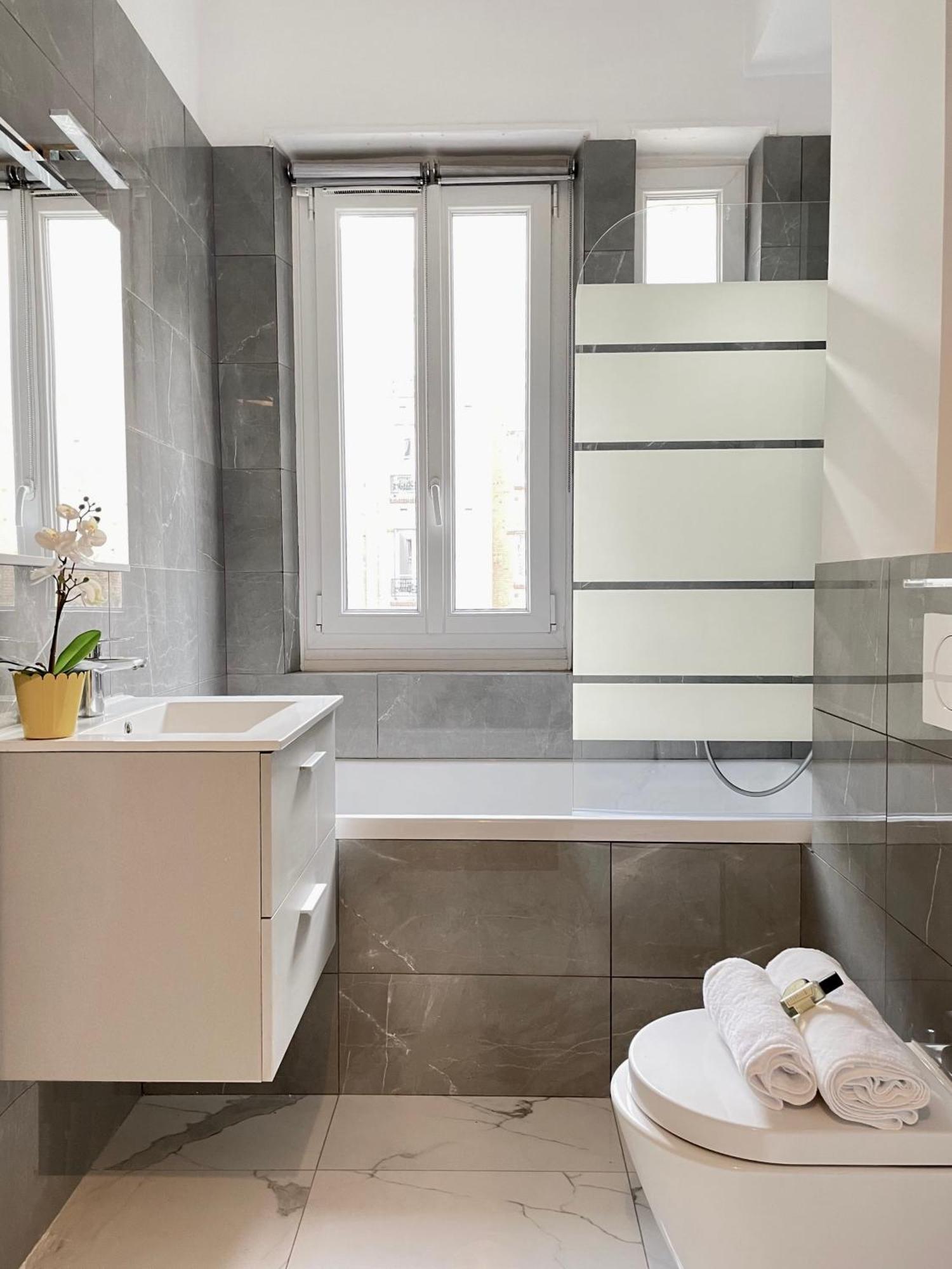 Eiffel Tower Stylish Retreat Appartement Paris